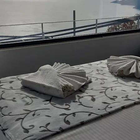 Kalli Thea * Vasiliki (Lefkada)