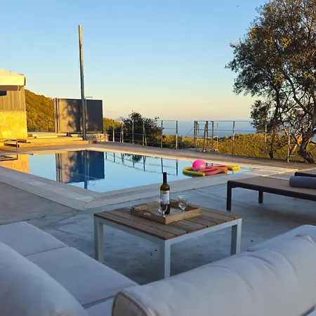 Villa Kalli Thea *